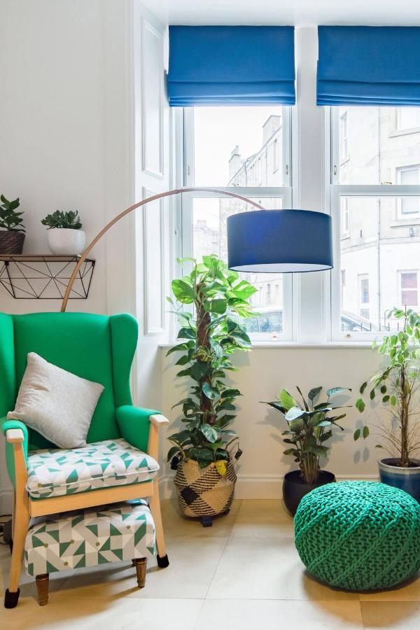 The Plywood Flat, Modern Style In A Traditional Tenement エディンバラ エクステリア 写真
