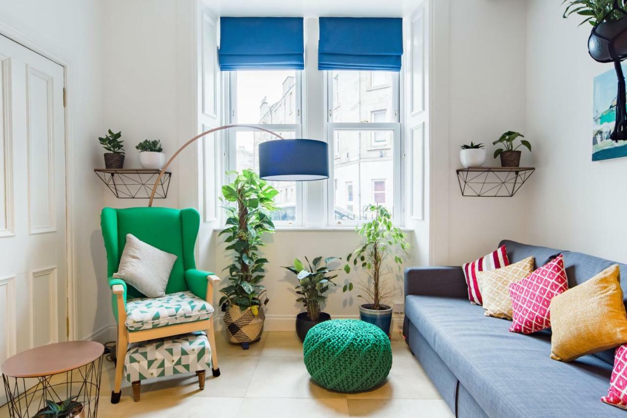 The Plywood Flat, Modern Style In A Traditional Tenement エディンバラ エクステリア 写真