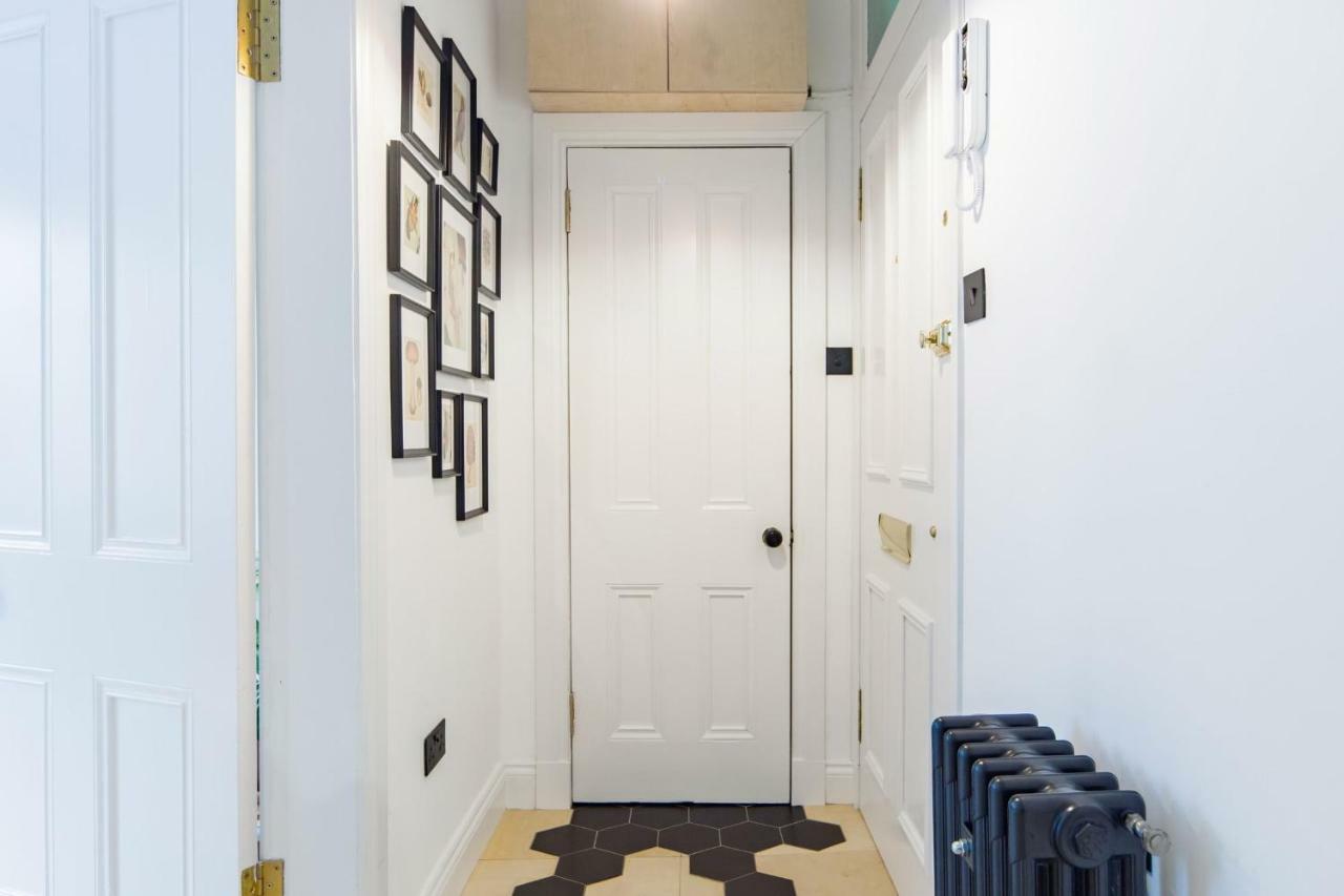 The Plywood Flat, Modern Style In A Traditional Tenement エディンバラ エクステリア 写真